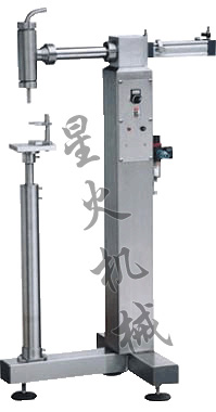 立式液體灌裝機(jī)