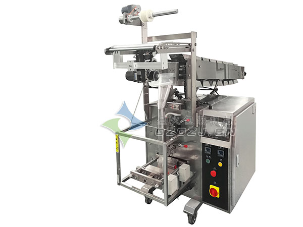 多功能膨化食品立式包裝機(jī)大圖展示